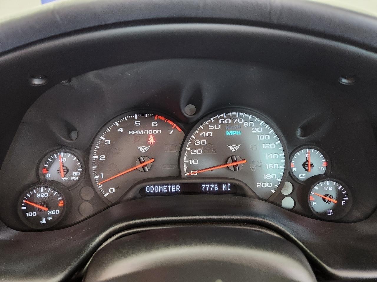 Chevrolet Corvette  2004
