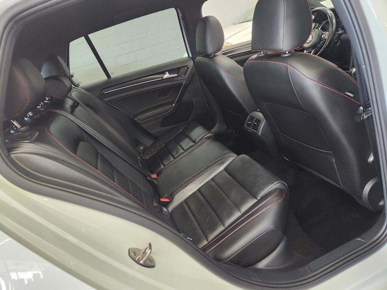 Volkswagen Golf GTI  2017