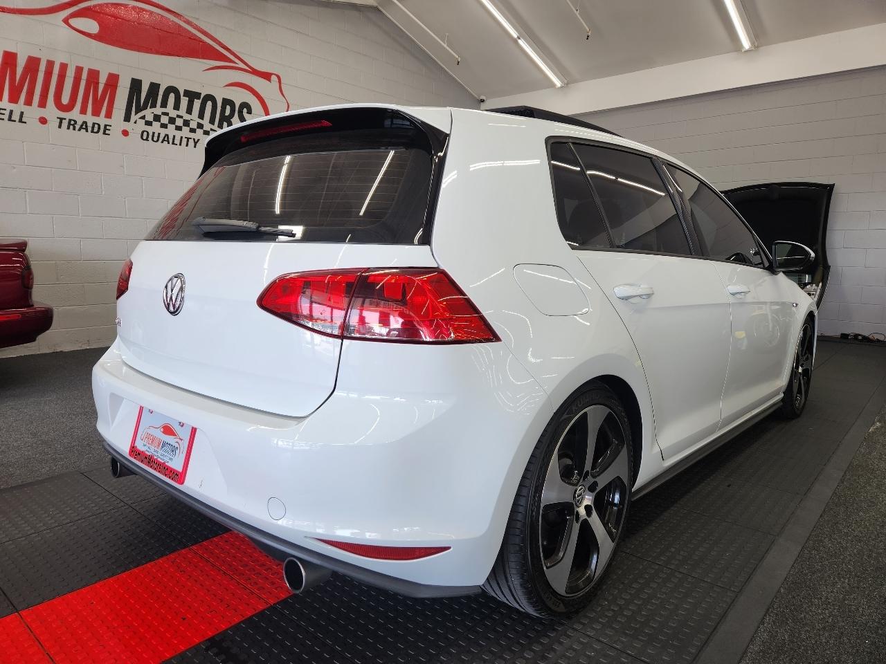 Volkswagen Golf GTI  2017
