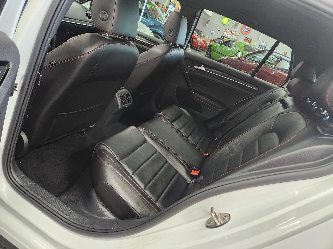 Volkswagen Golf GTI  2017