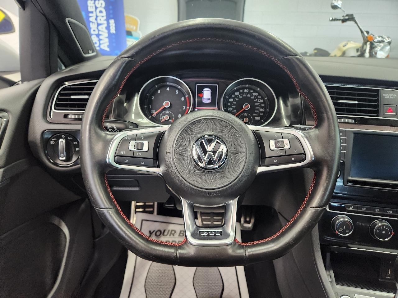 Volkswagen Golf GTI  2017