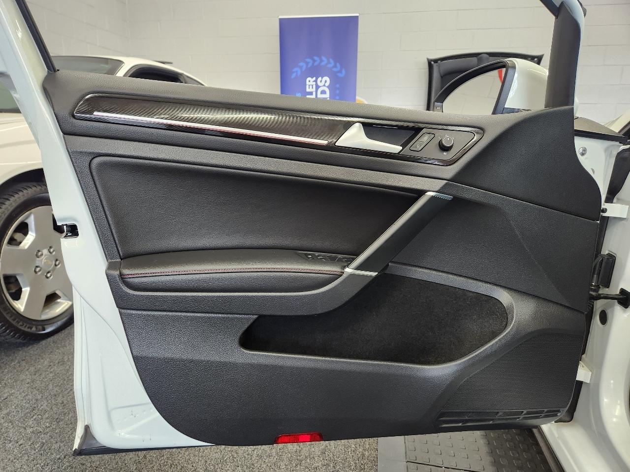 Volkswagen Golf GTI  2017