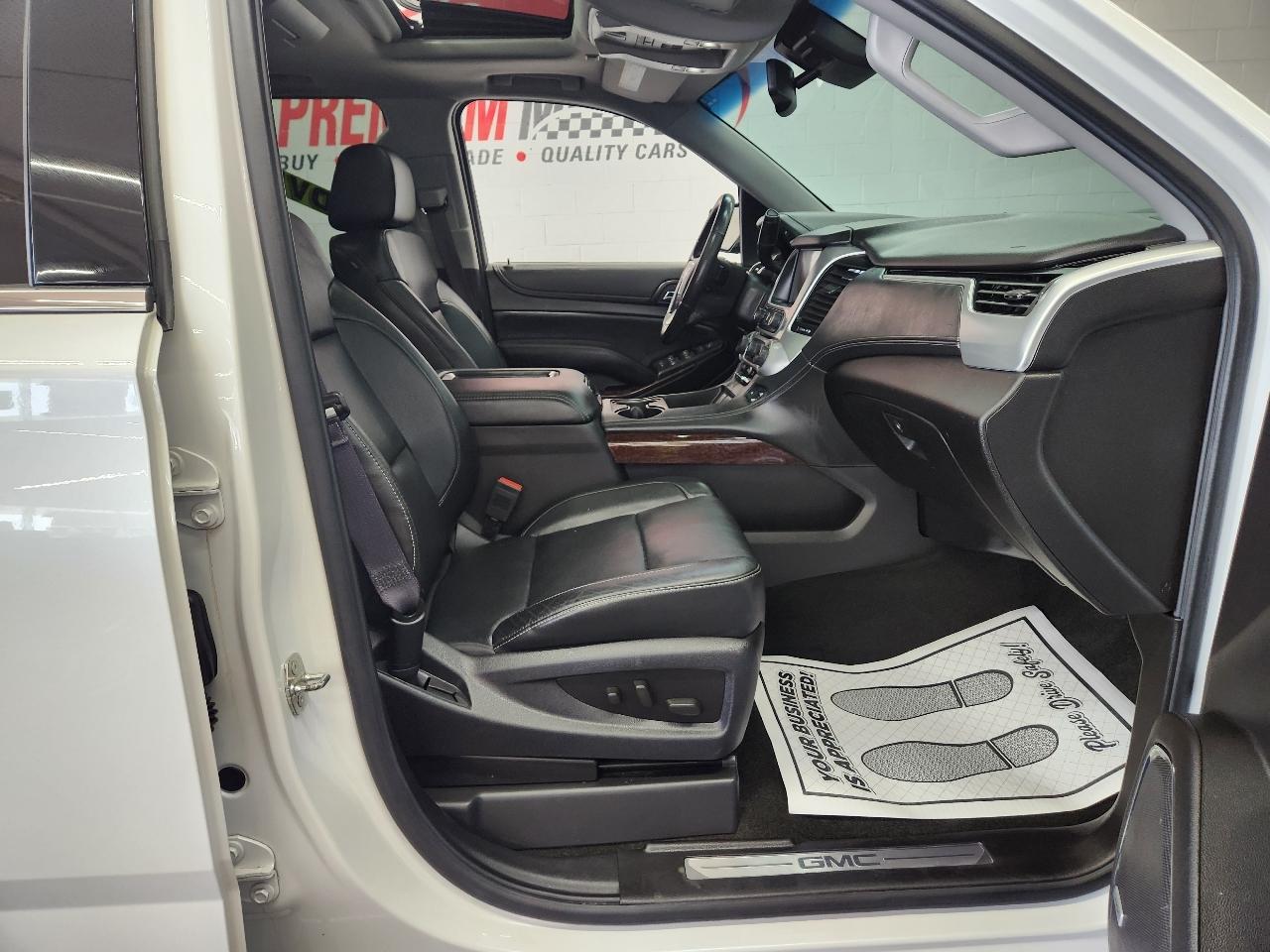 GMC Yukon XL 1500 SLT 2016