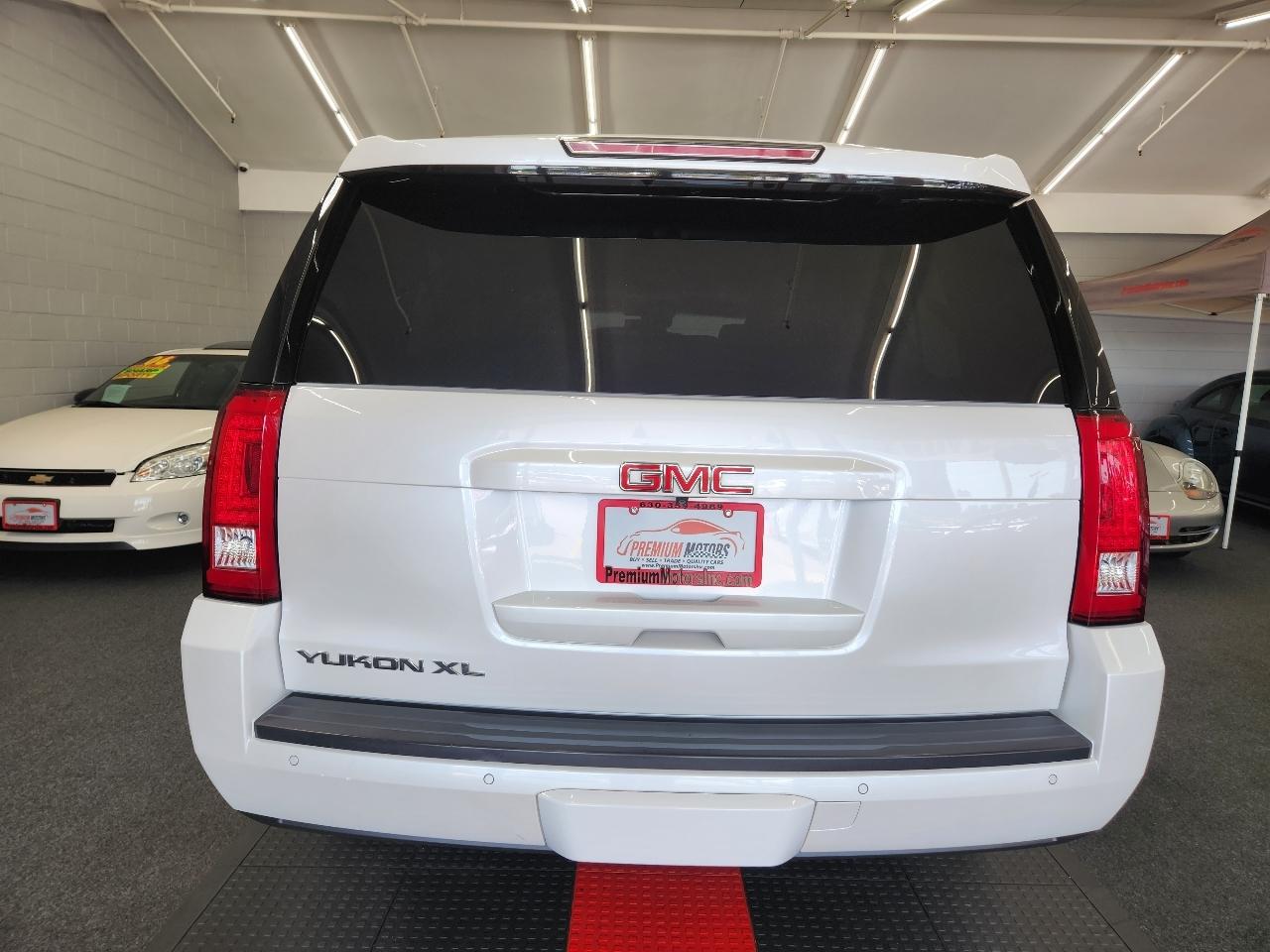 GMC Yukon XL 1500 SLT 2016