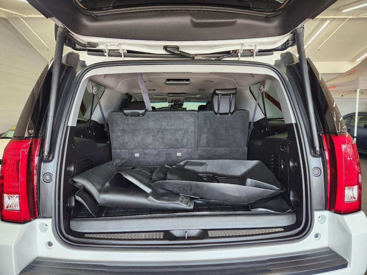 GMC Yukon XL 1500 SLT 2016