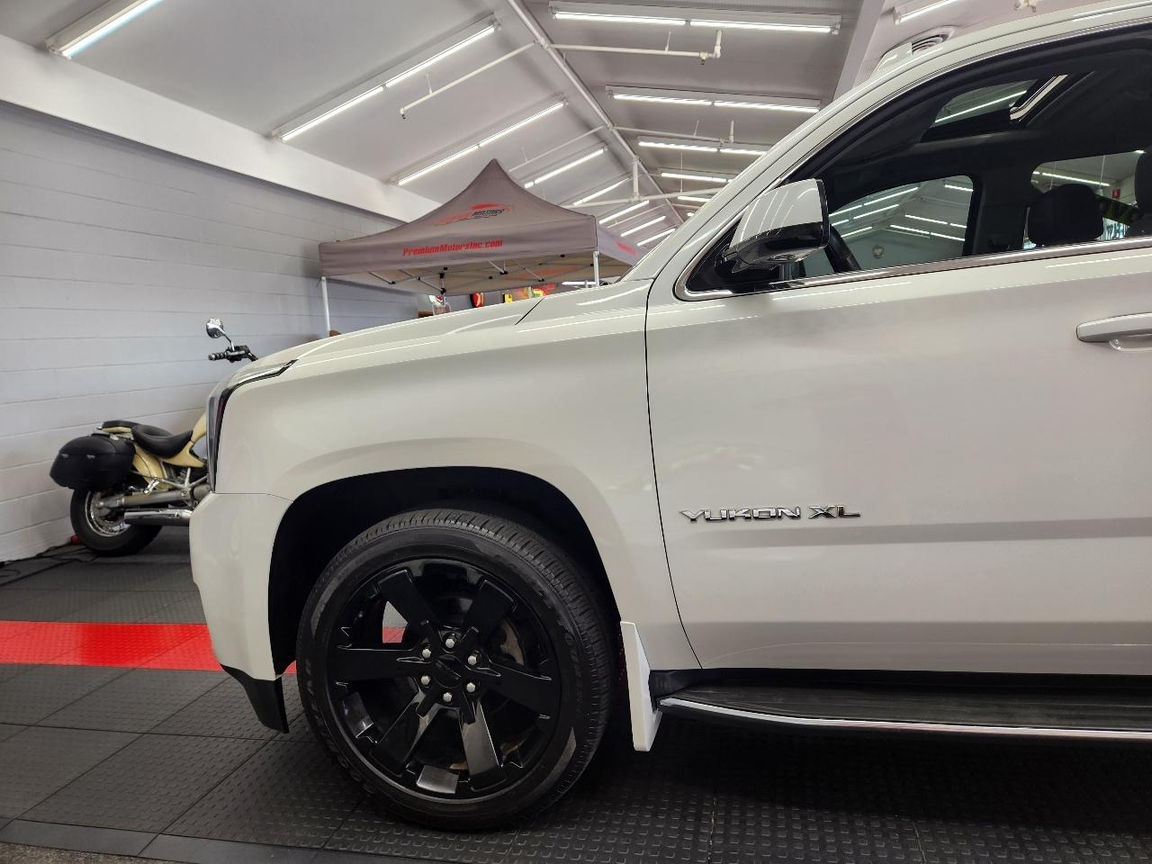 GMC Yukon XL 1500 SLT 2016