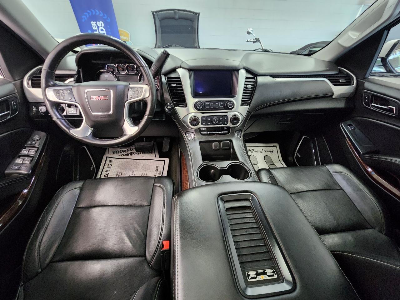 GMC Yukon XL 1500 SLT 2016