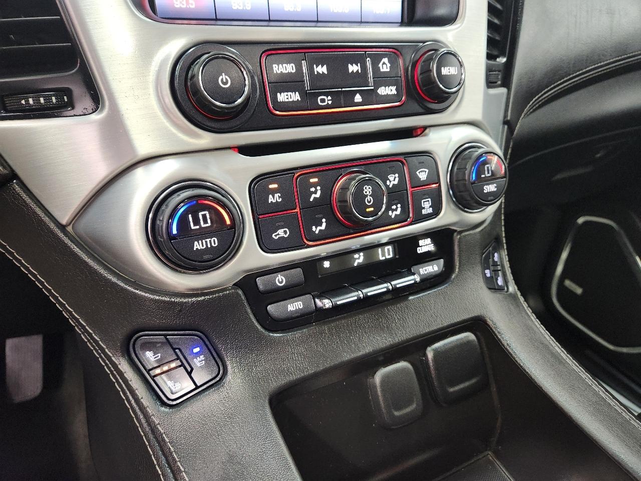 GMC Yukon XL 1500 SLT 2016