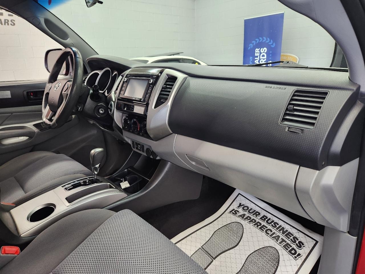 Toyota Tacoma  2014