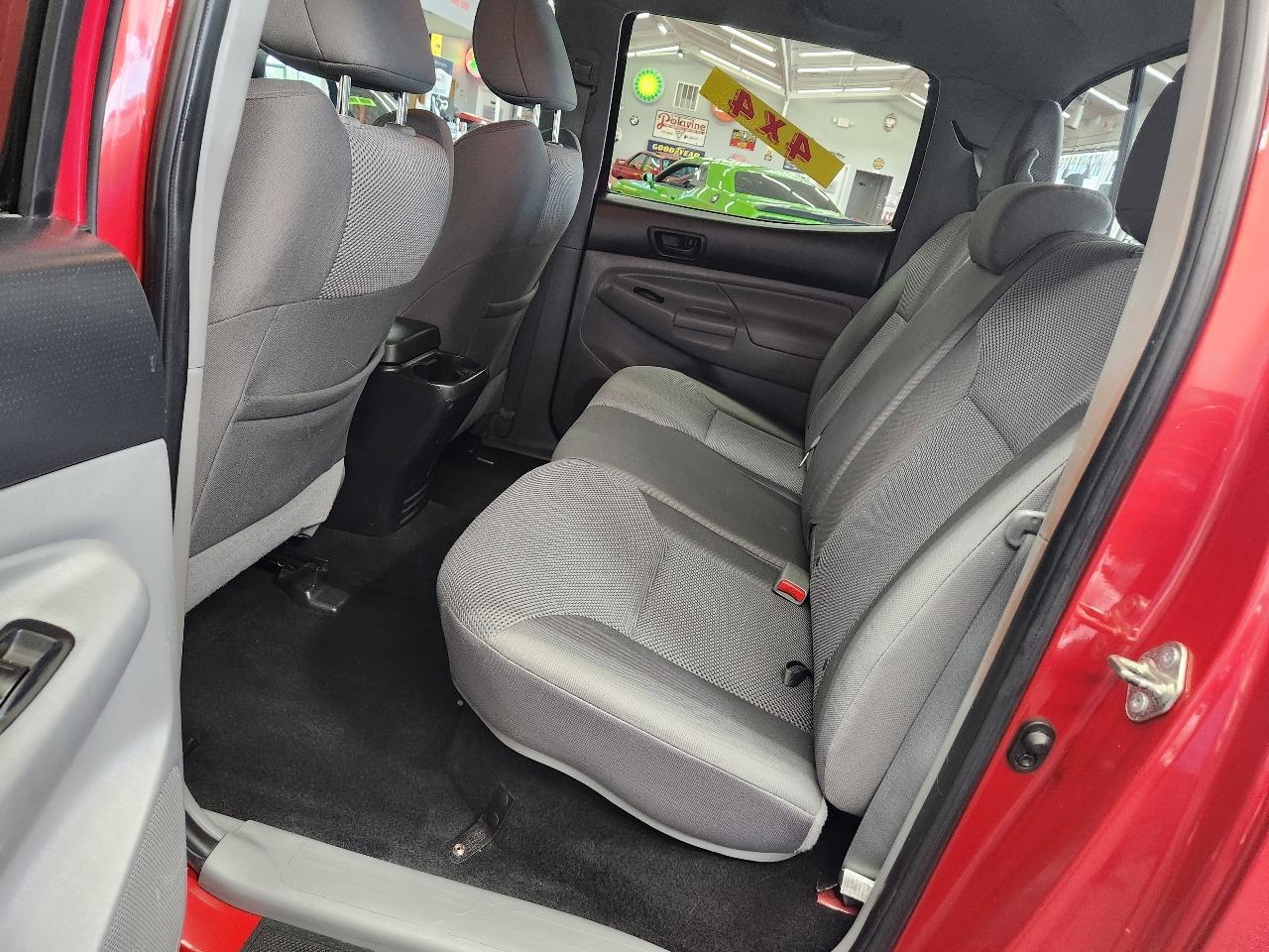 Toyota Tacoma  2014
