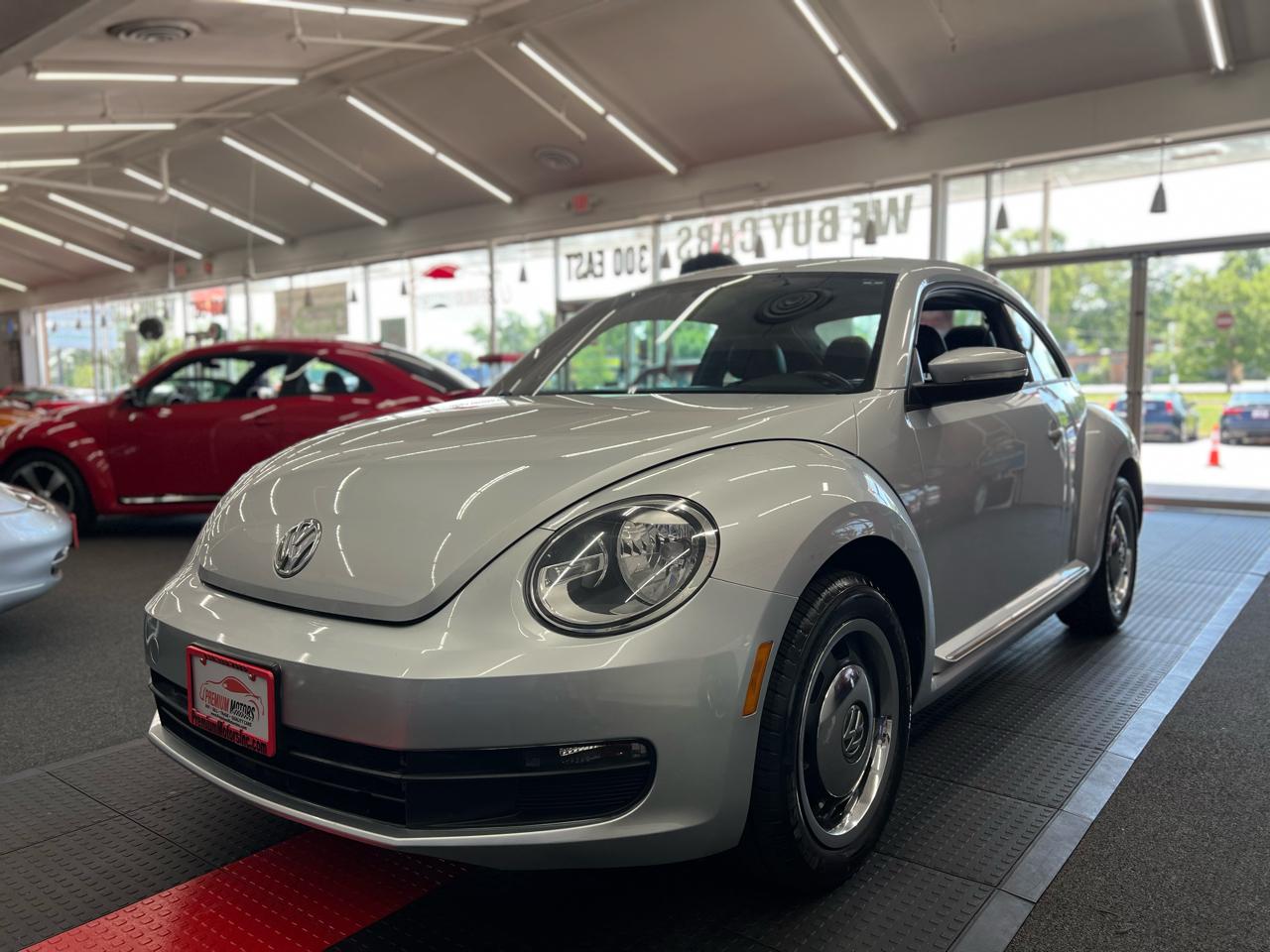 Volkswagen Beetle 2dr Cpe Auto 2.5L PZEV 2012
