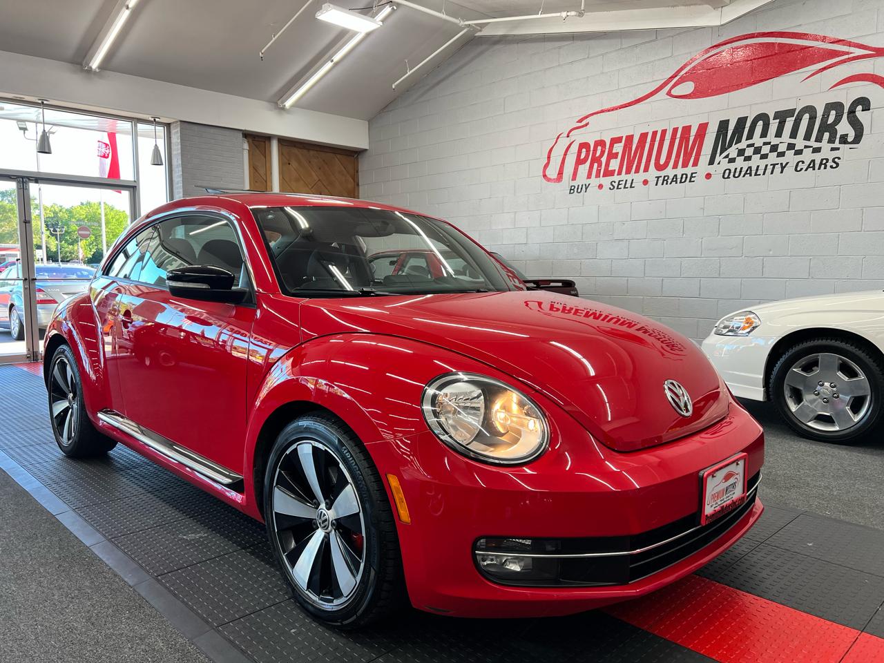 Volkswagen Beetle  2012
