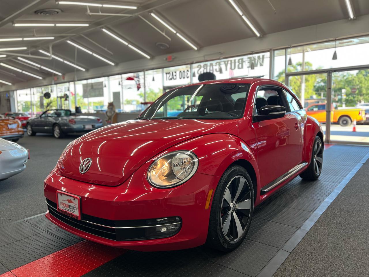 Volkswagen Beetle  2012