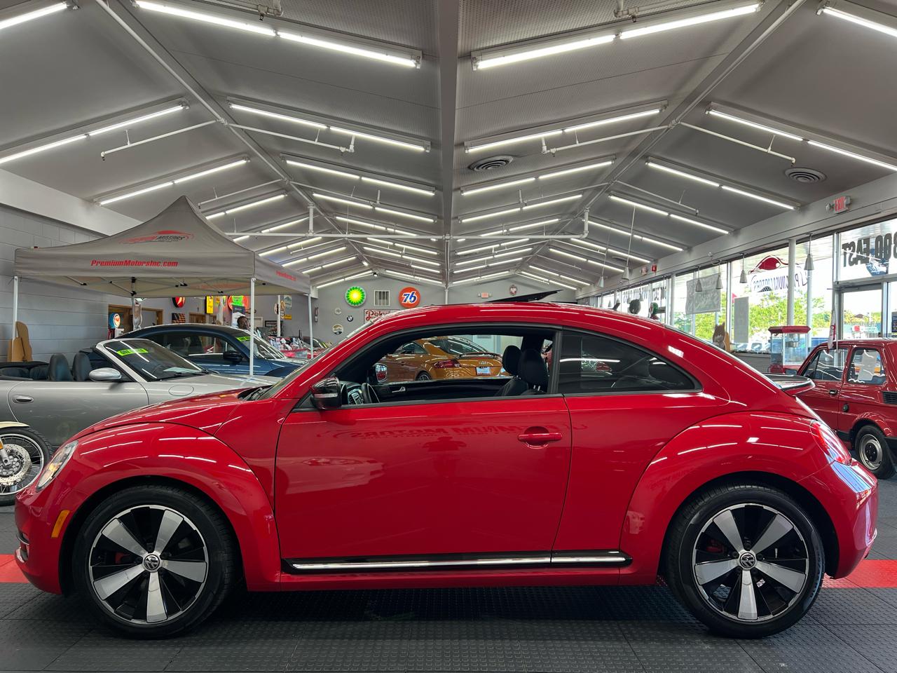 Volkswagen Beetle  2012