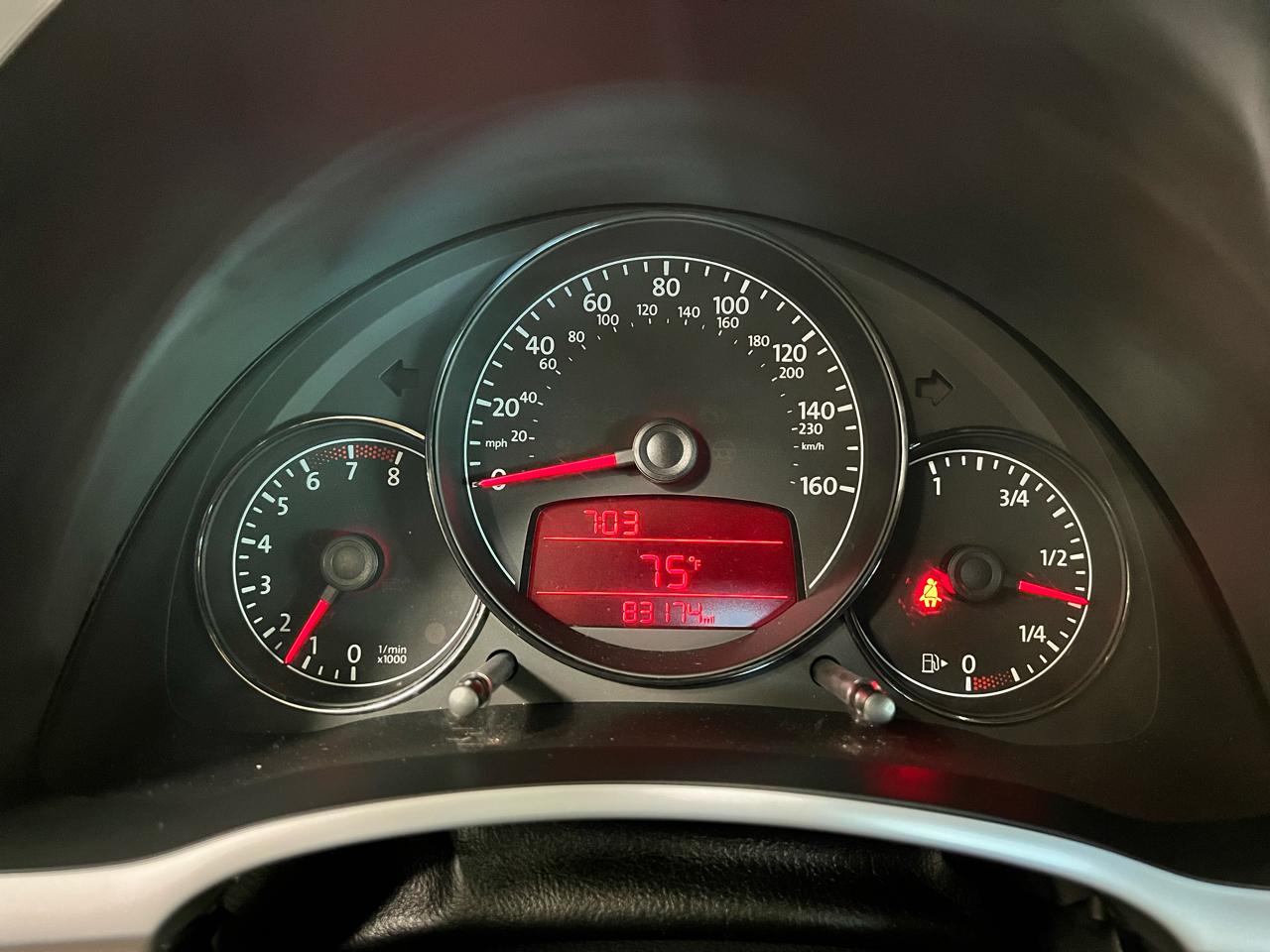 Volkswagen Beetle  2012