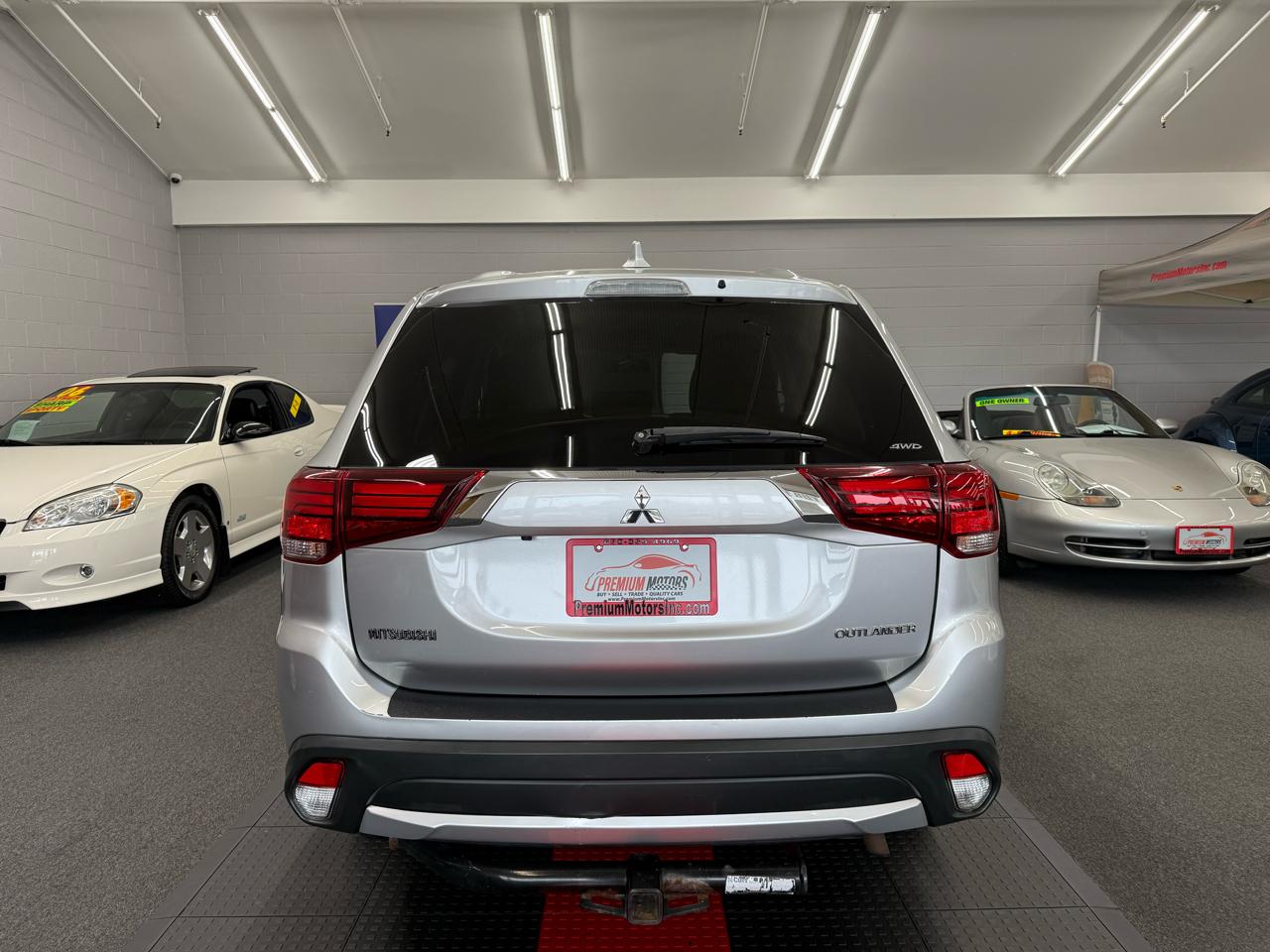 Mitsubishi Outlander SE 2018