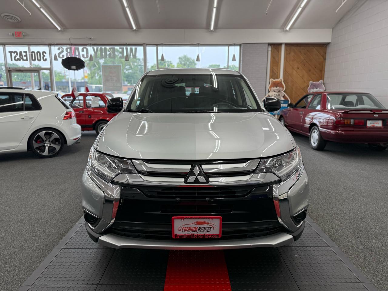 Mitsubishi Outlander  2018