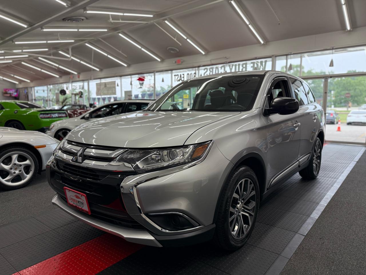Mitsubishi Outlander  2018