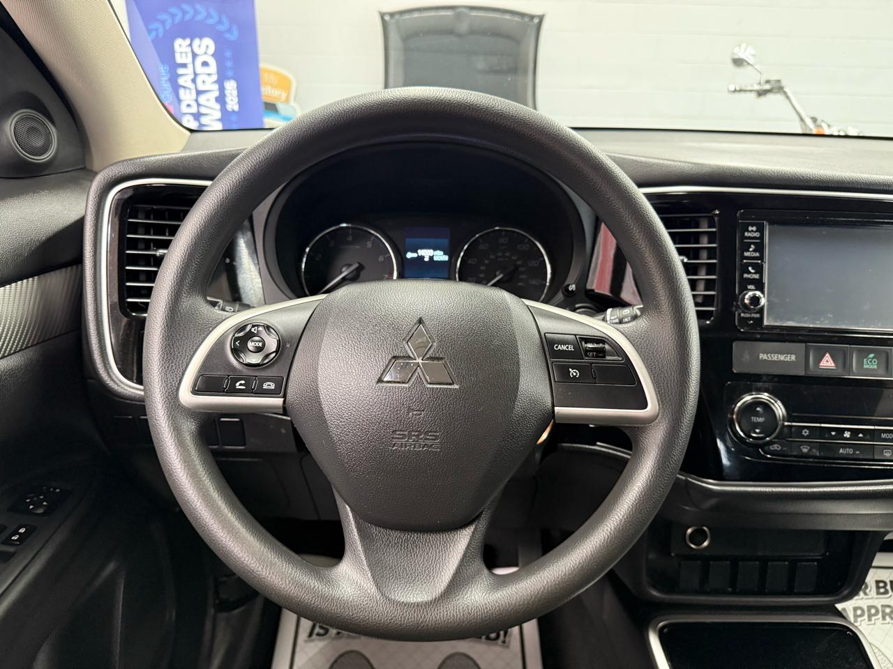 Mitsubishi Outlander  2018