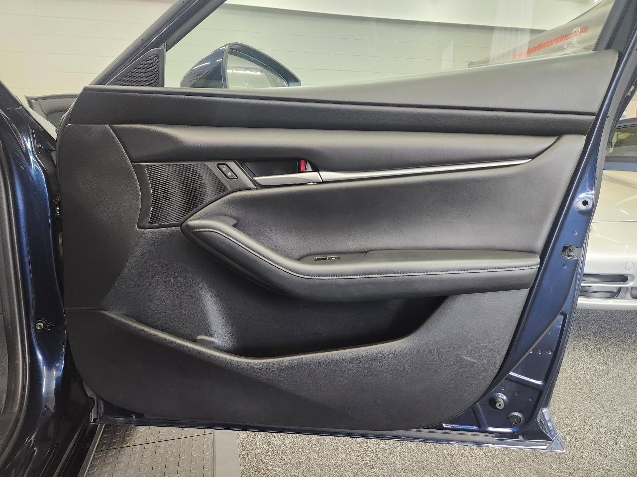 Mazda MAZDA3 Select 2021