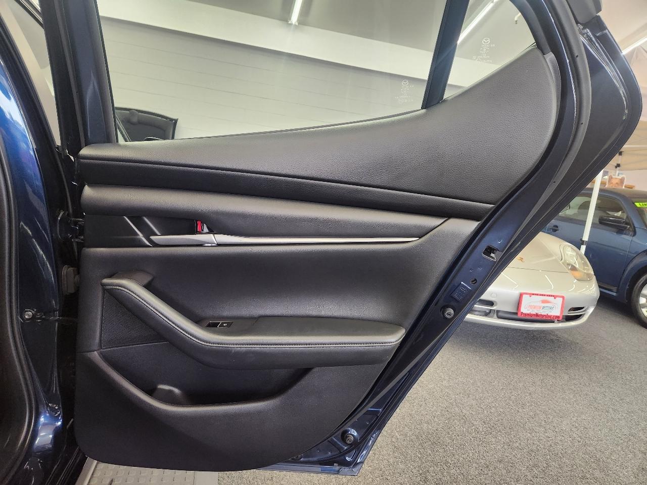Mazda MAZDA3 Select 2021