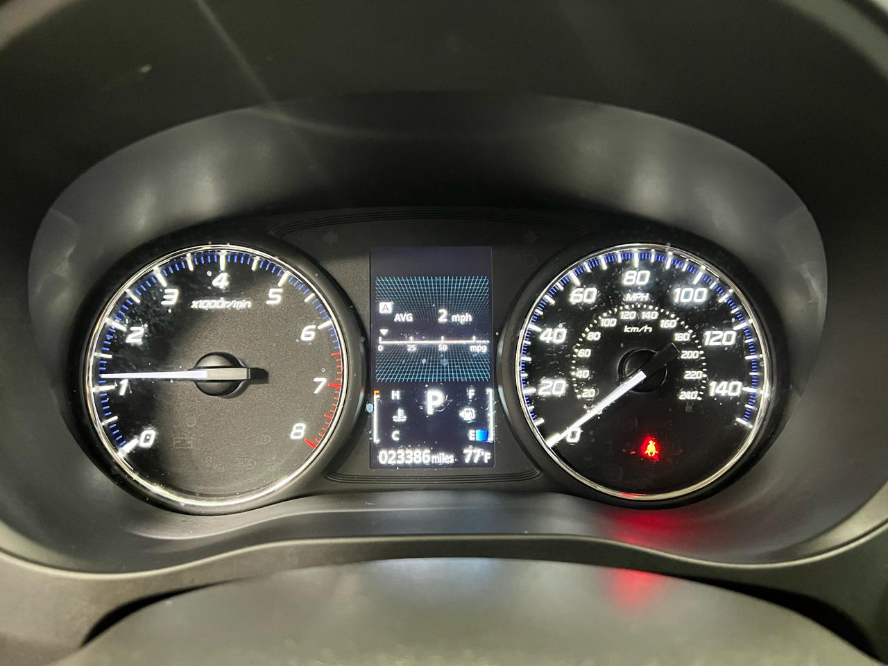 Mitsubishi Outlander  2020