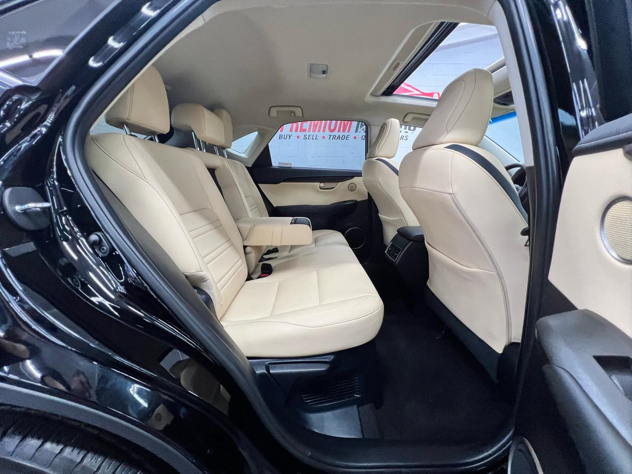 Lexus NX 200t  2016