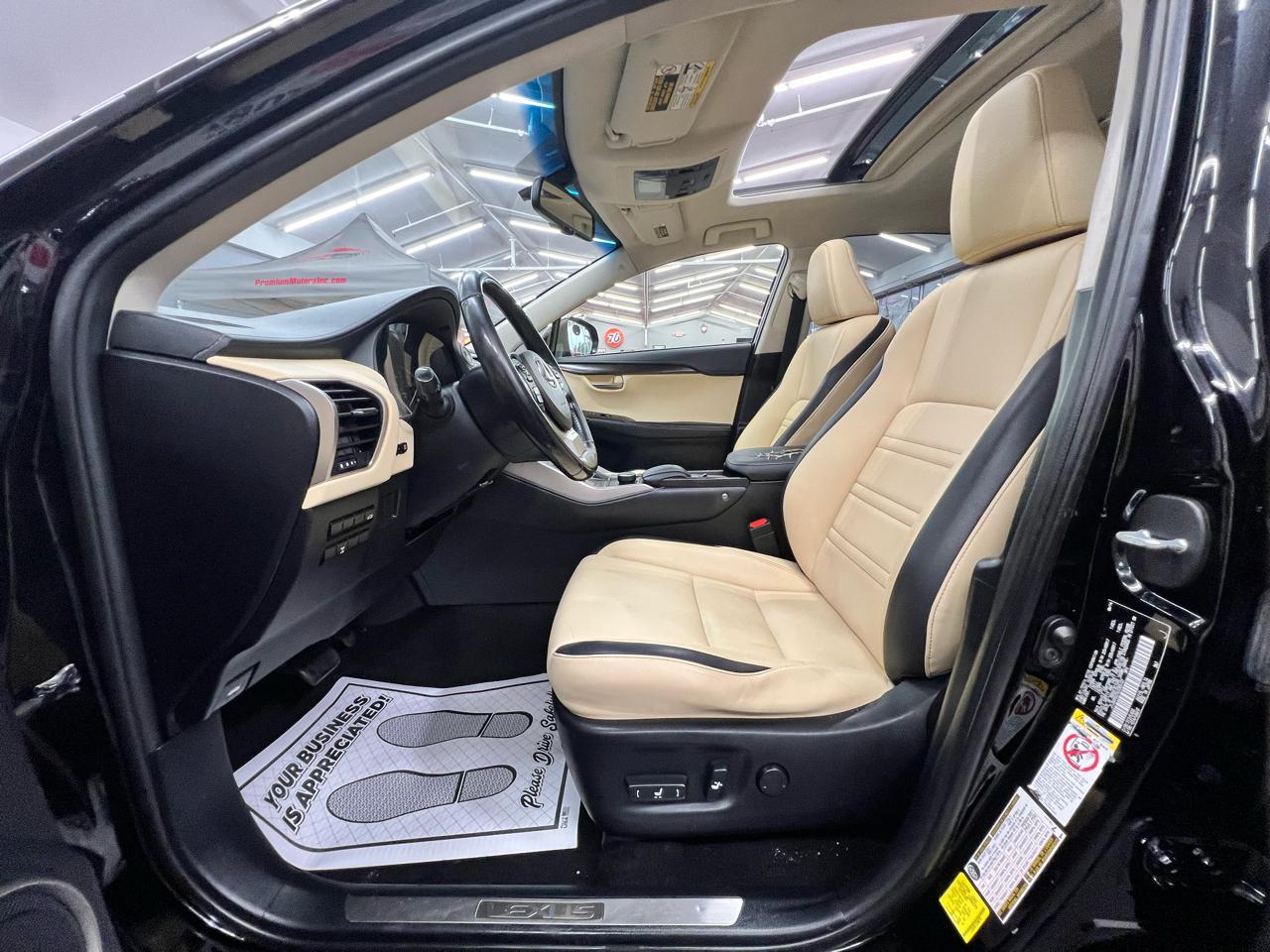 Lexus NX 200t  2016