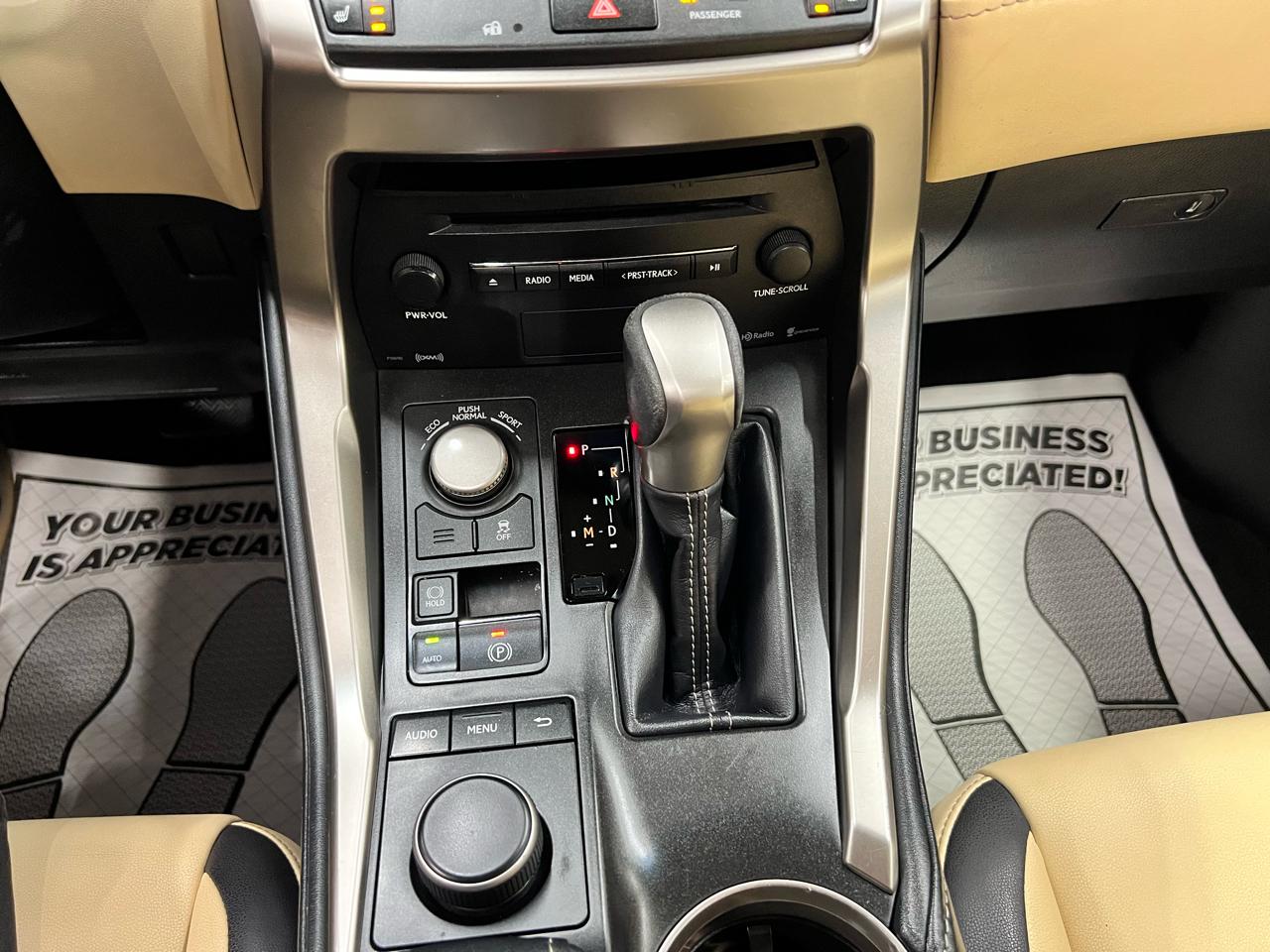 Lexus NX 200t  2016