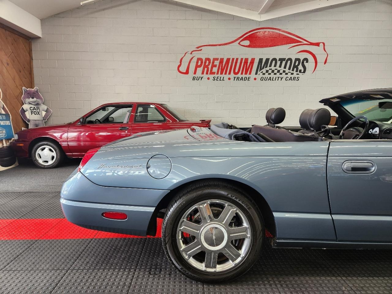 Ford Thunderbird 2dr Convertible 50th Anniversary 2005