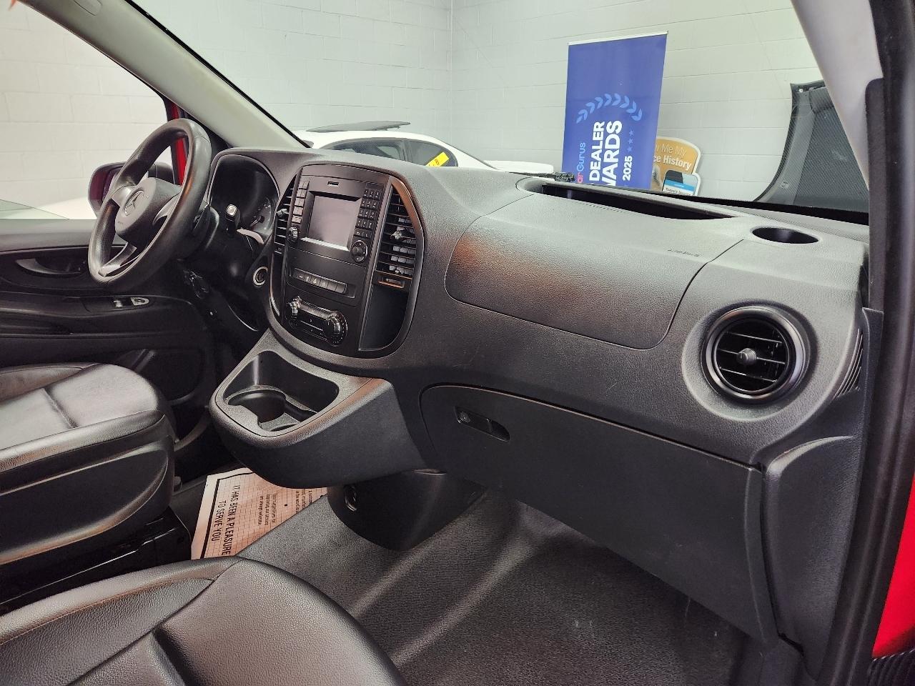 Mercedes-Benz Metris  2020