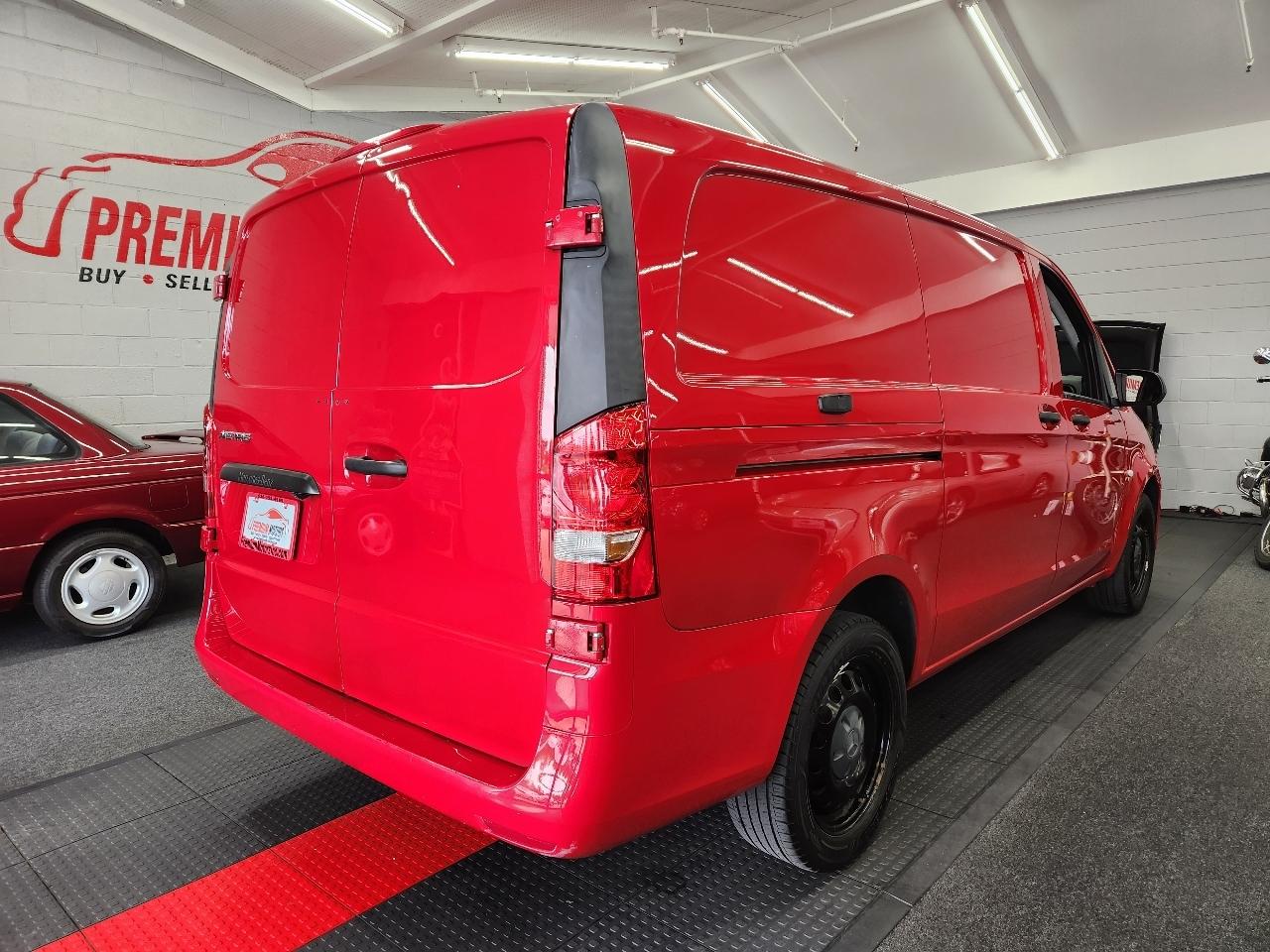 Mercedes-Benz Metris  2020
