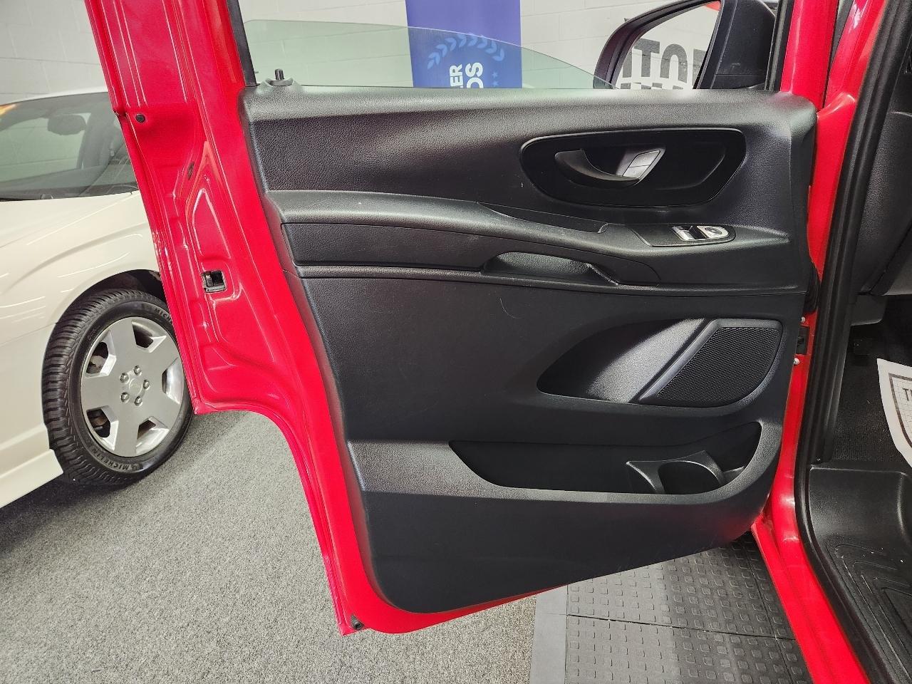 Mercedes-Benz Metris  2020