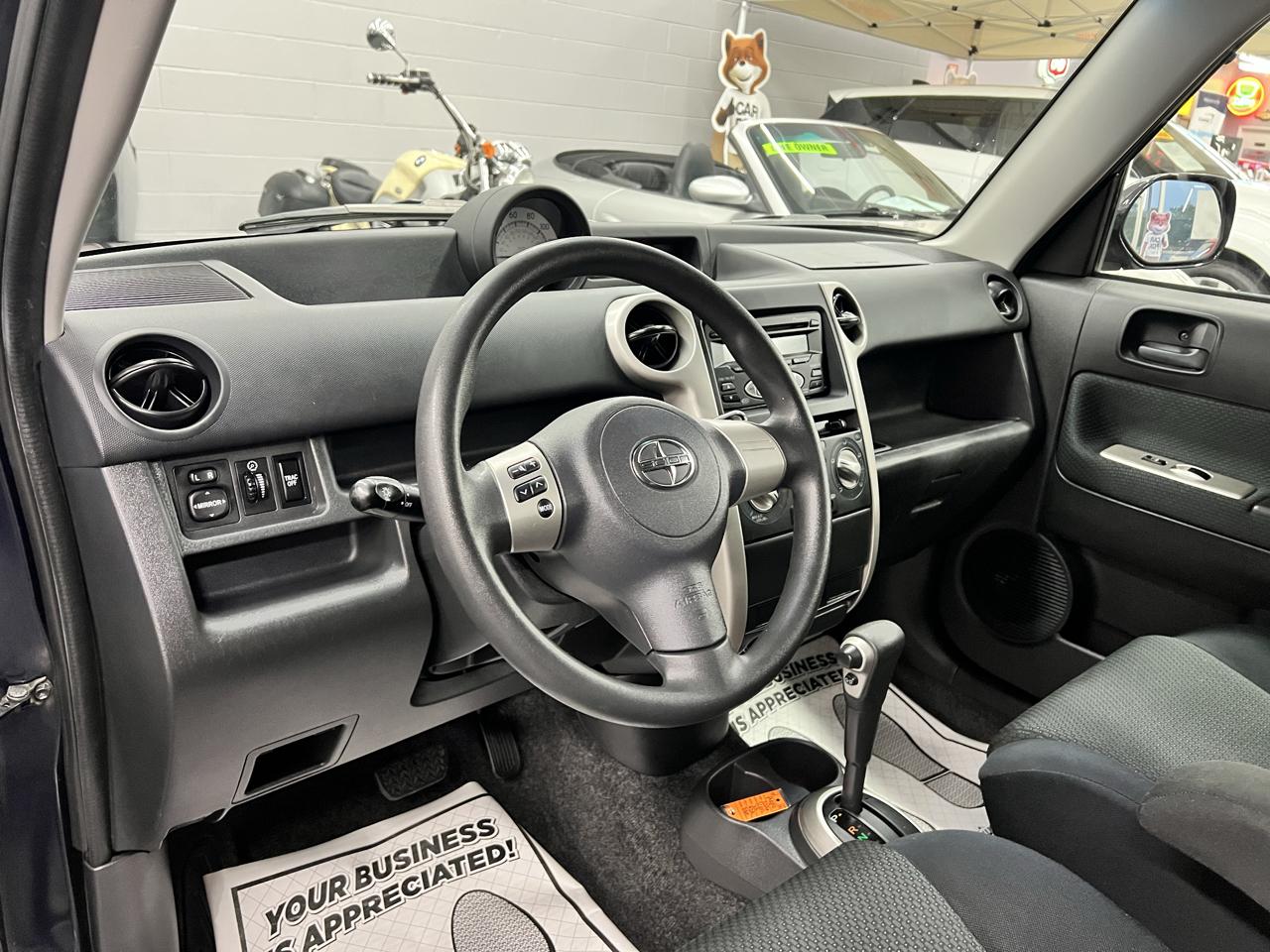 Scion xB  2006