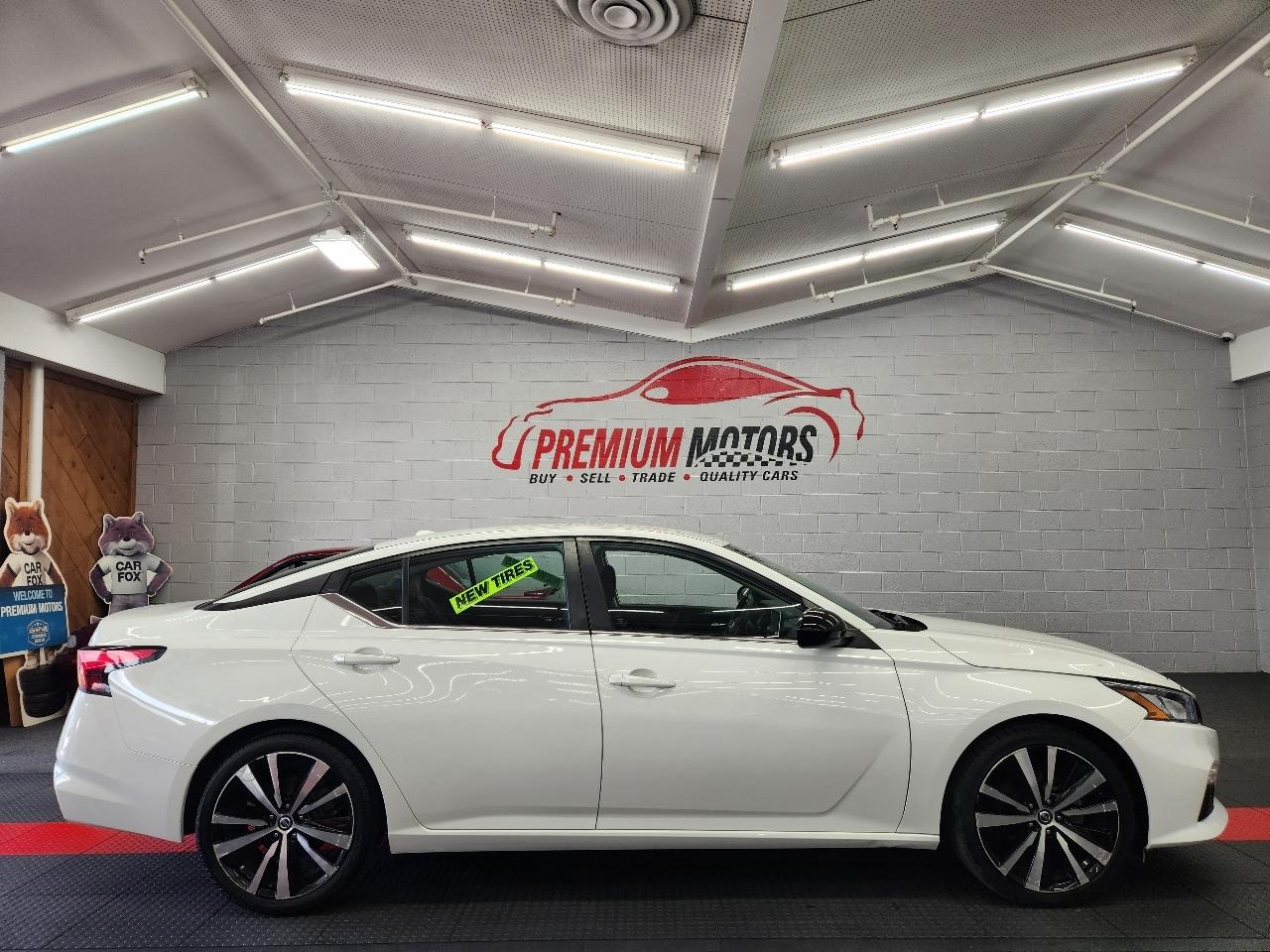 Nissan Altima  2022