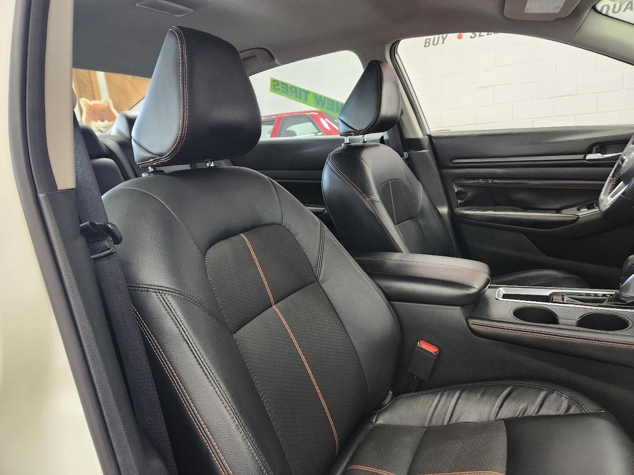 Nissan Altima  2022