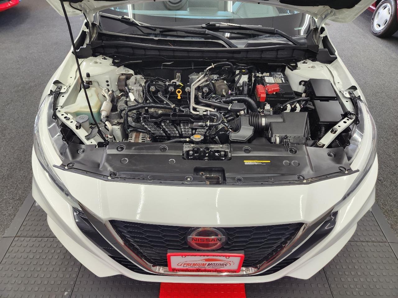 Nissan Altima  2022