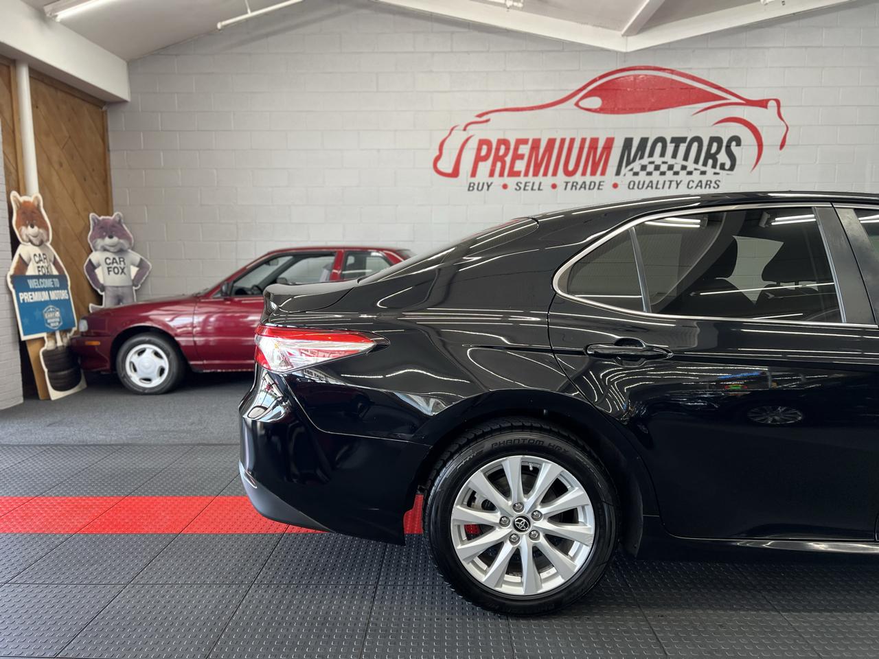 Toyota Camry 4dr Sdn LE Auto 2018
