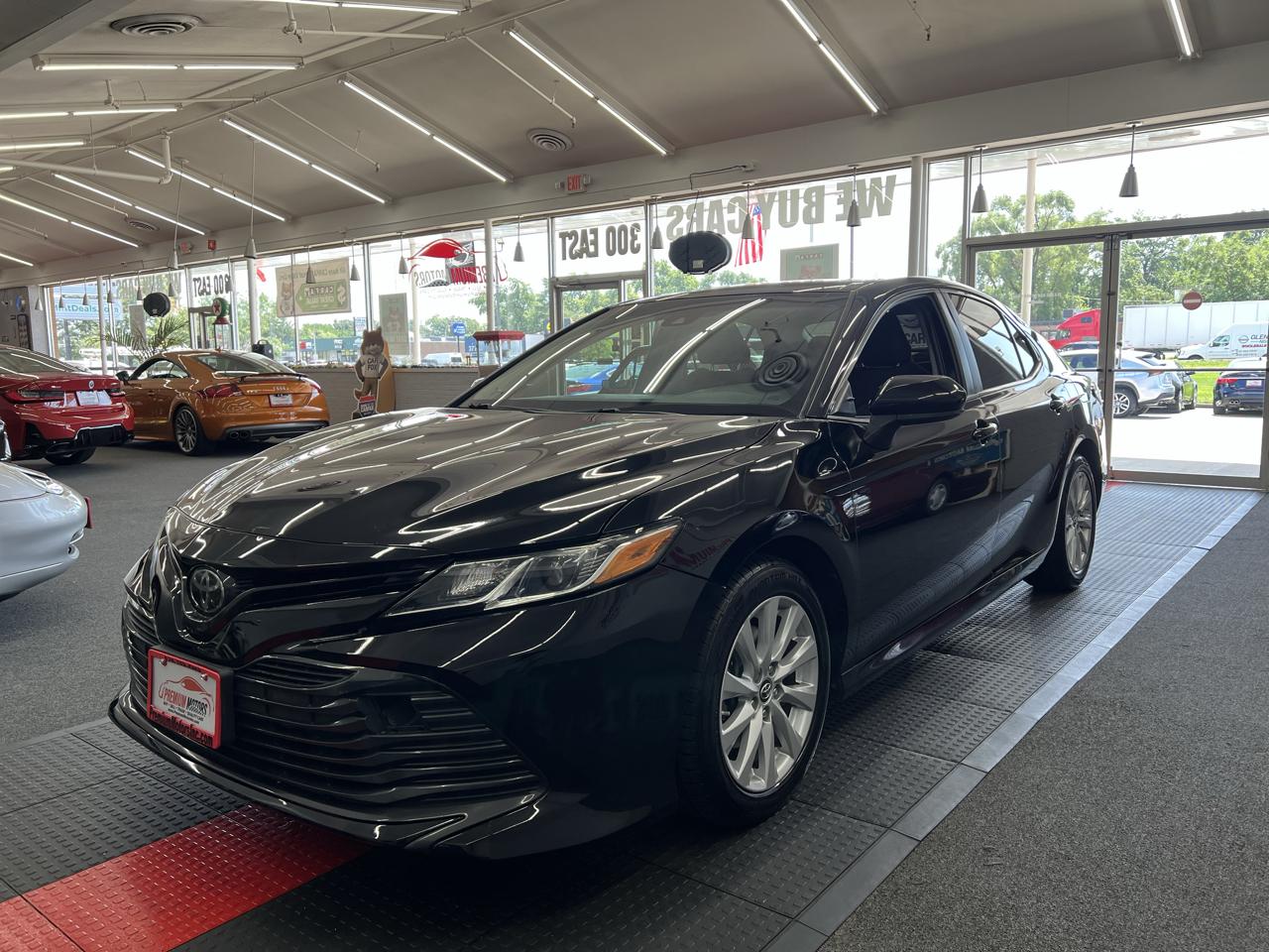 Toyota Camry 4dr Sdn LE Auto 2018