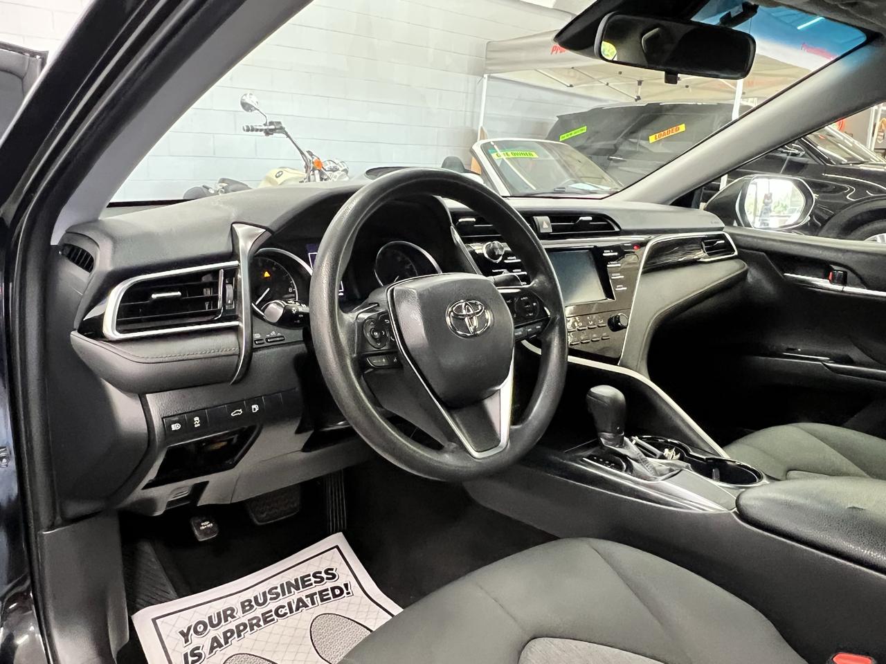 Toyota Camry 4dr Sdn LE Auto 2018