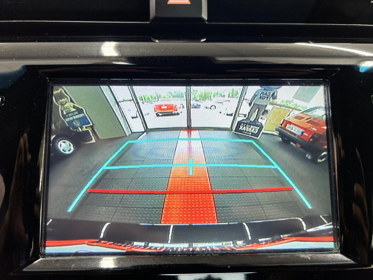 Toyota Camry 4dr Sdn LE Auto 2018