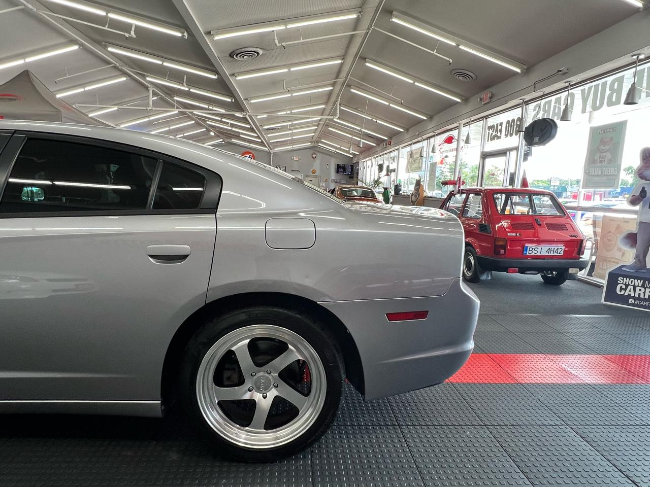 Dodge Charger SE 2014