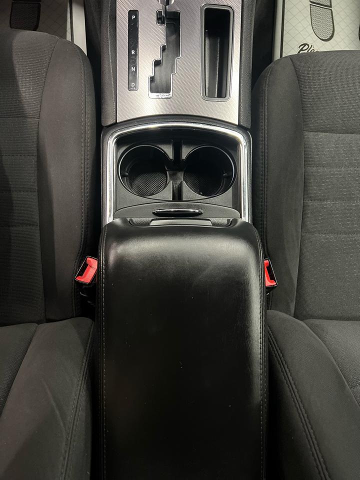 Dodge Charger SE 2014