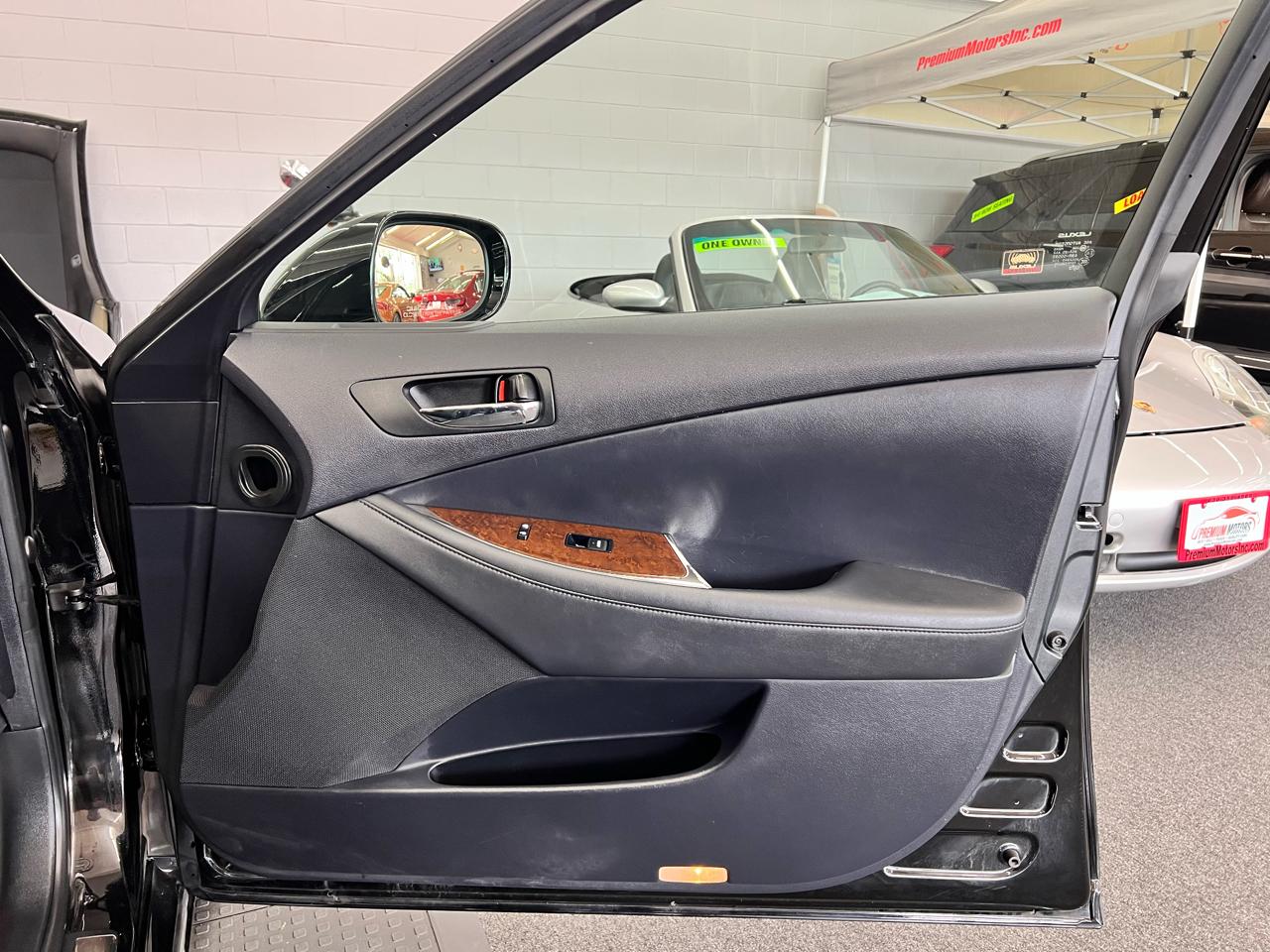 Lexus ES 350  2011