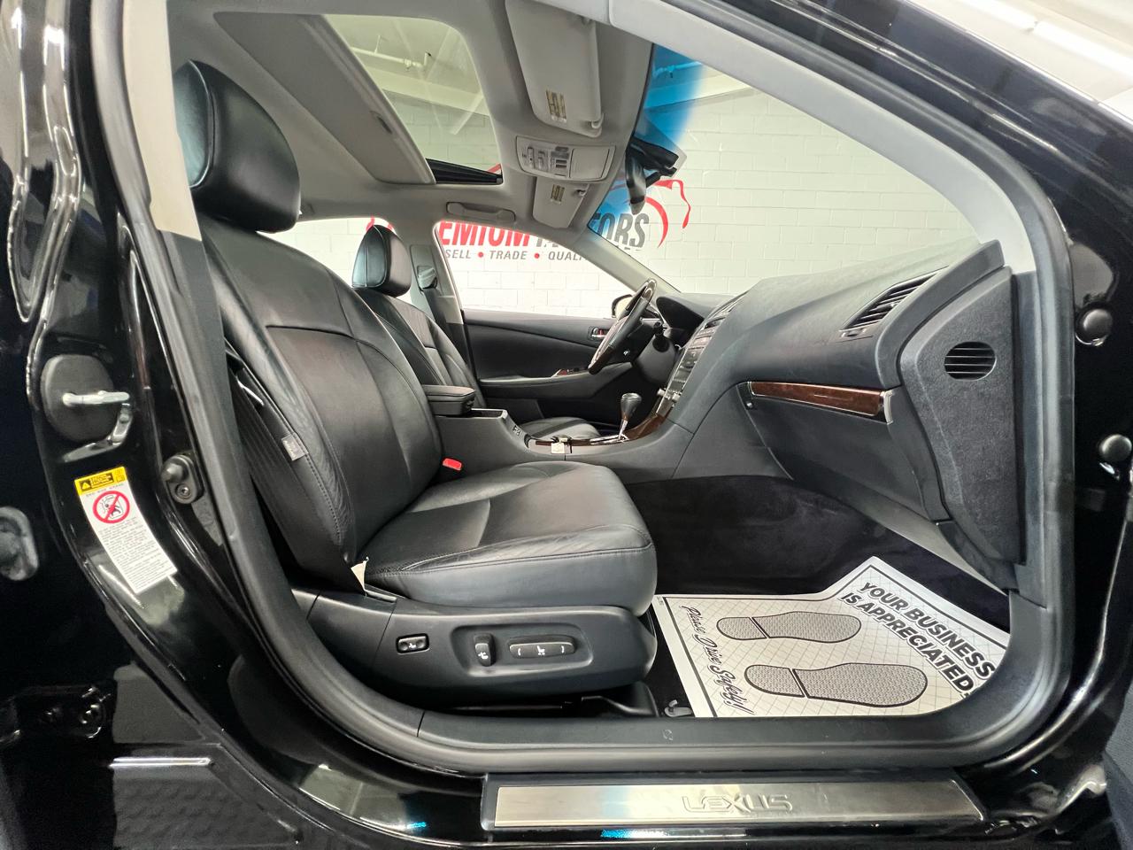 Lexus ES 350  2011
