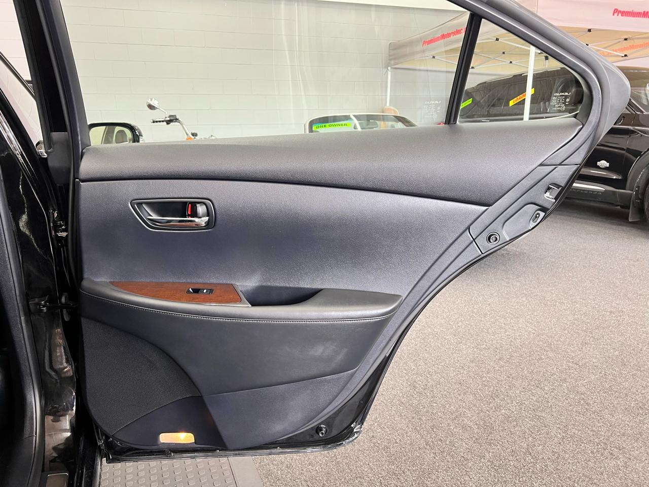 Lexus ES 350  2011