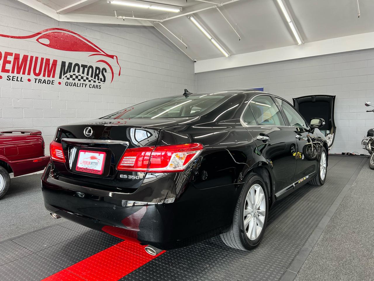 Lexus ES 350  2011