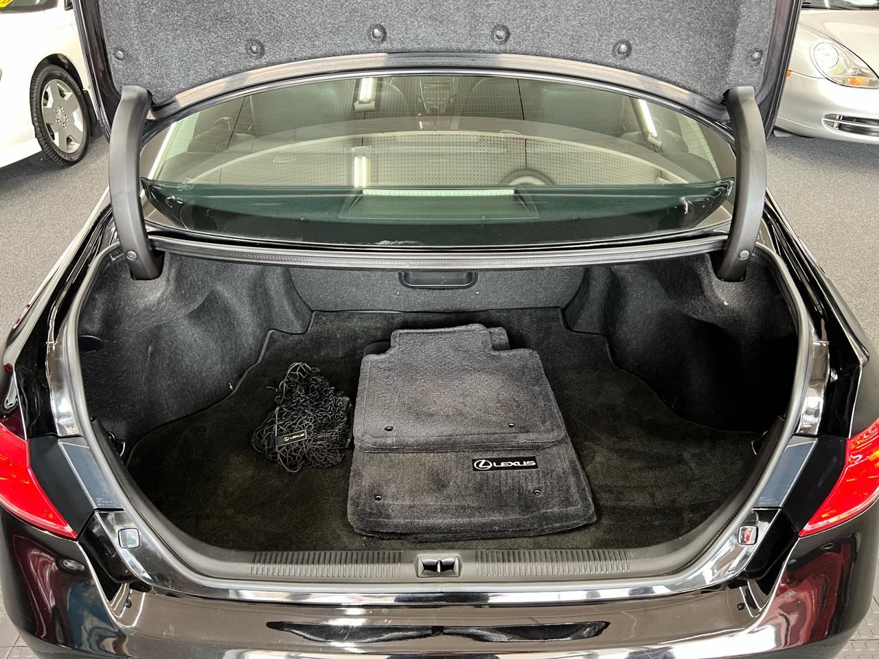 Lexus ES 350  2011