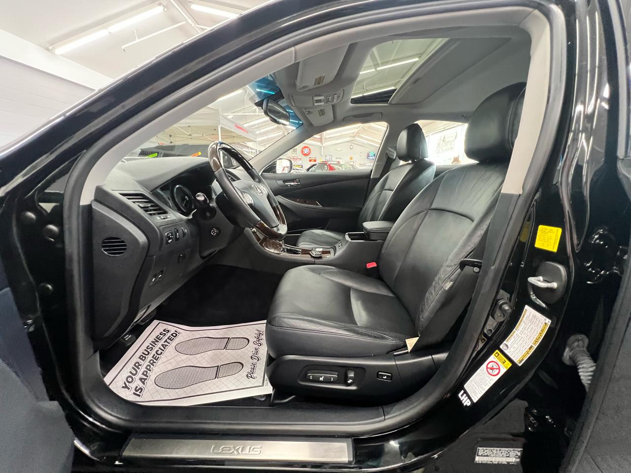 Lexus ES 350  2011