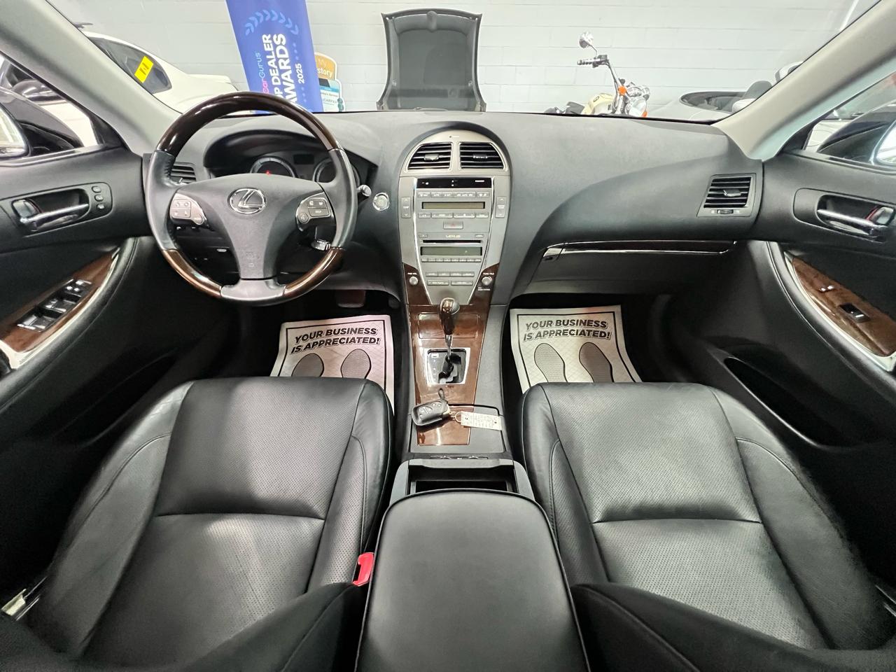 Lexus ES 350  2011